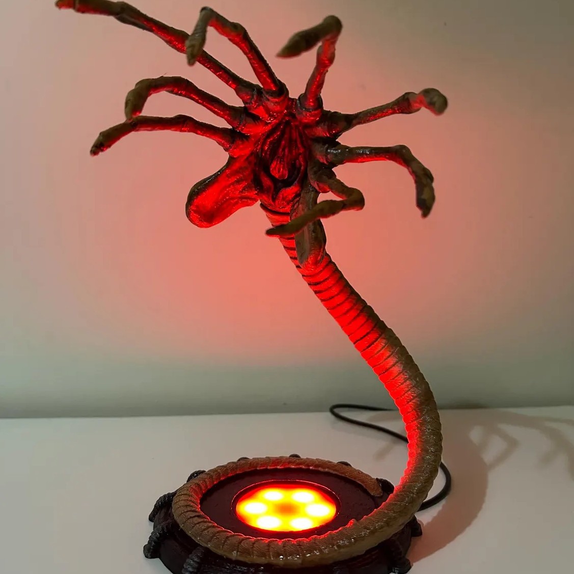 Lampada Notturna Alien Facehug - Pumpkin Lantern Halloween recensione e prezzo